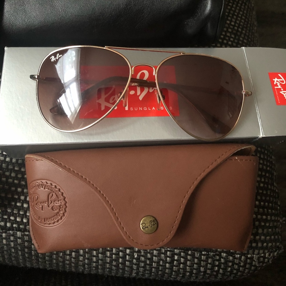 Ray-ban Aviator sunglasses w/case